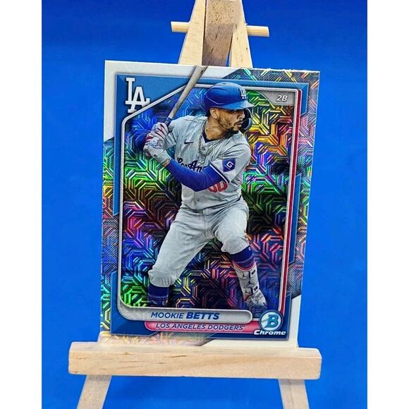 2024 Bowman Chrome - Mookie Betts #62 Mojo Refractor - Picture 4 of 6